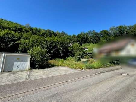 Grundstück rechts - Grundstück in 72275 Alpirsbach mit 839m² kaufen