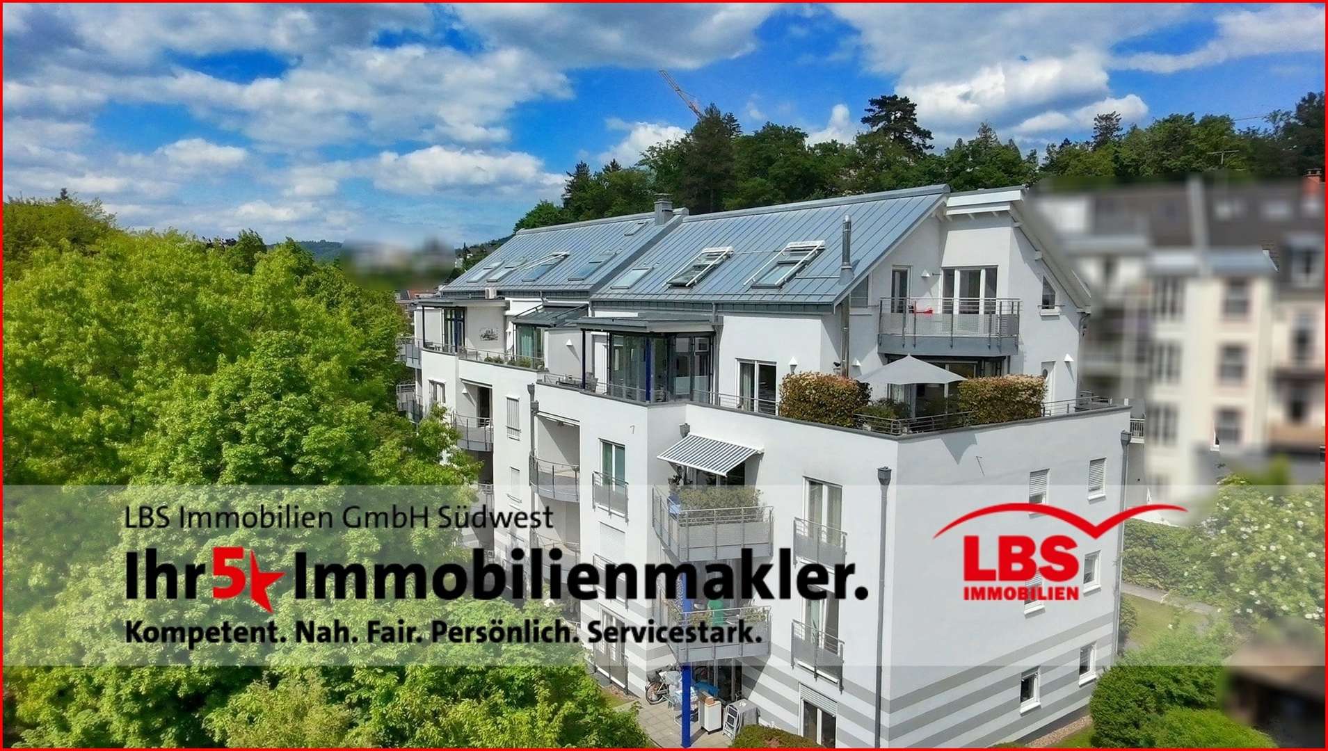 Haus Front rechts