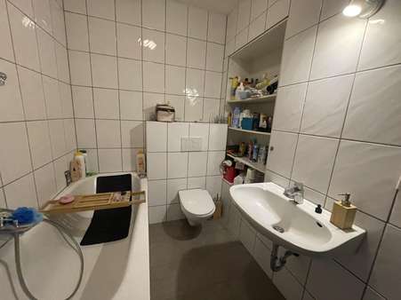 Badezimmer Badezimmer - Einfamilienhaus in 46487 Wesel mit 63m² kaufen
