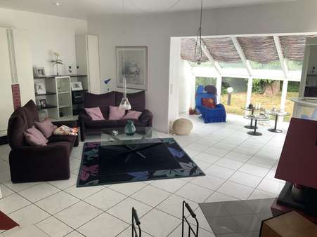Wohnzimmer - Doppelhaushälfte in 46485 Wesel mit 121m² kaufen