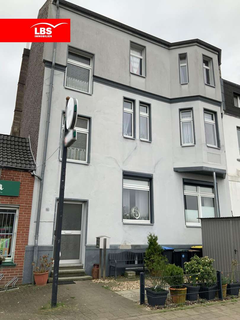 Straßenseite - Mehrfamilienhaus in 46485 Wesel mit 348m² kaufen