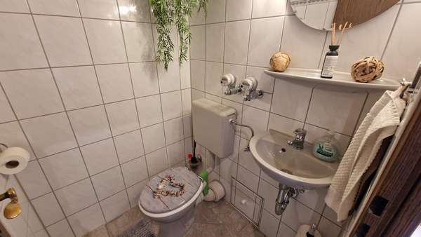 Separate Toilette - Etagenwohnung in 46539 Dinslaken mit 93m² kaufen