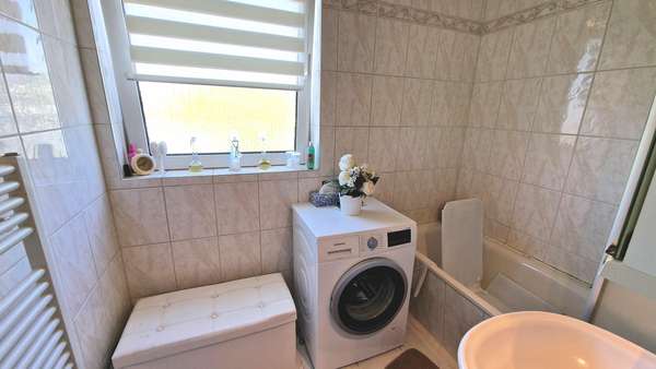 Bad Bad - Etagenwohnung in 46539 Dinslaken mit 93m² kaufen