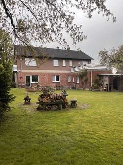 Gartenansicht - Zweifamilienhaus in 49479 Ibbenbüren mit 196m² kaufen