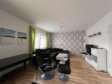 Wohnzimmer - Doppelhaushälfte in 48496 Hopsten mit 108m² kaufen