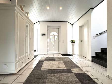 Flur Eingang - Einfamilienhaus in 48485 Neuenkirchen mit 160m² kaufen
