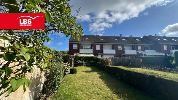 Charmantes Reihenendhaus mit großem Eckgrundstück in Altenrheine