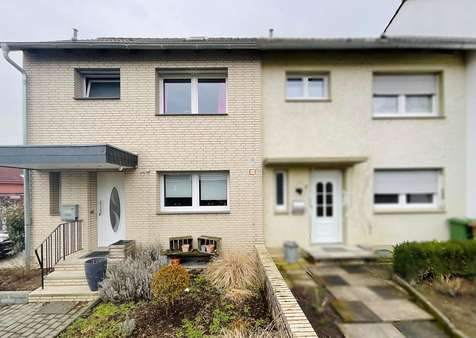 Außenansicht - Reihenendhaus in 49176 Hilter mit 128m² günstig kaufen