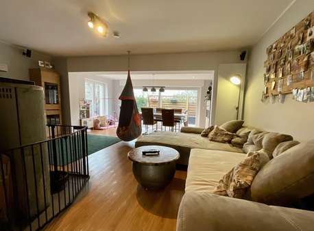 Wohnzimmer - Reihenendhaus in 49176 Hilter mit 128m² günstig kaufen