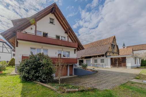 Ansicht - Zweifamilienhaus in 79346 Endingen mit 228m² kaufen