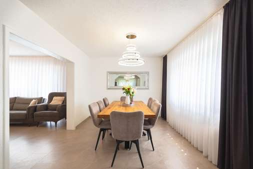 Essbereich EG - Mehrfamilienhaus in 79235 Vogtsburg mit 246m² kaufen