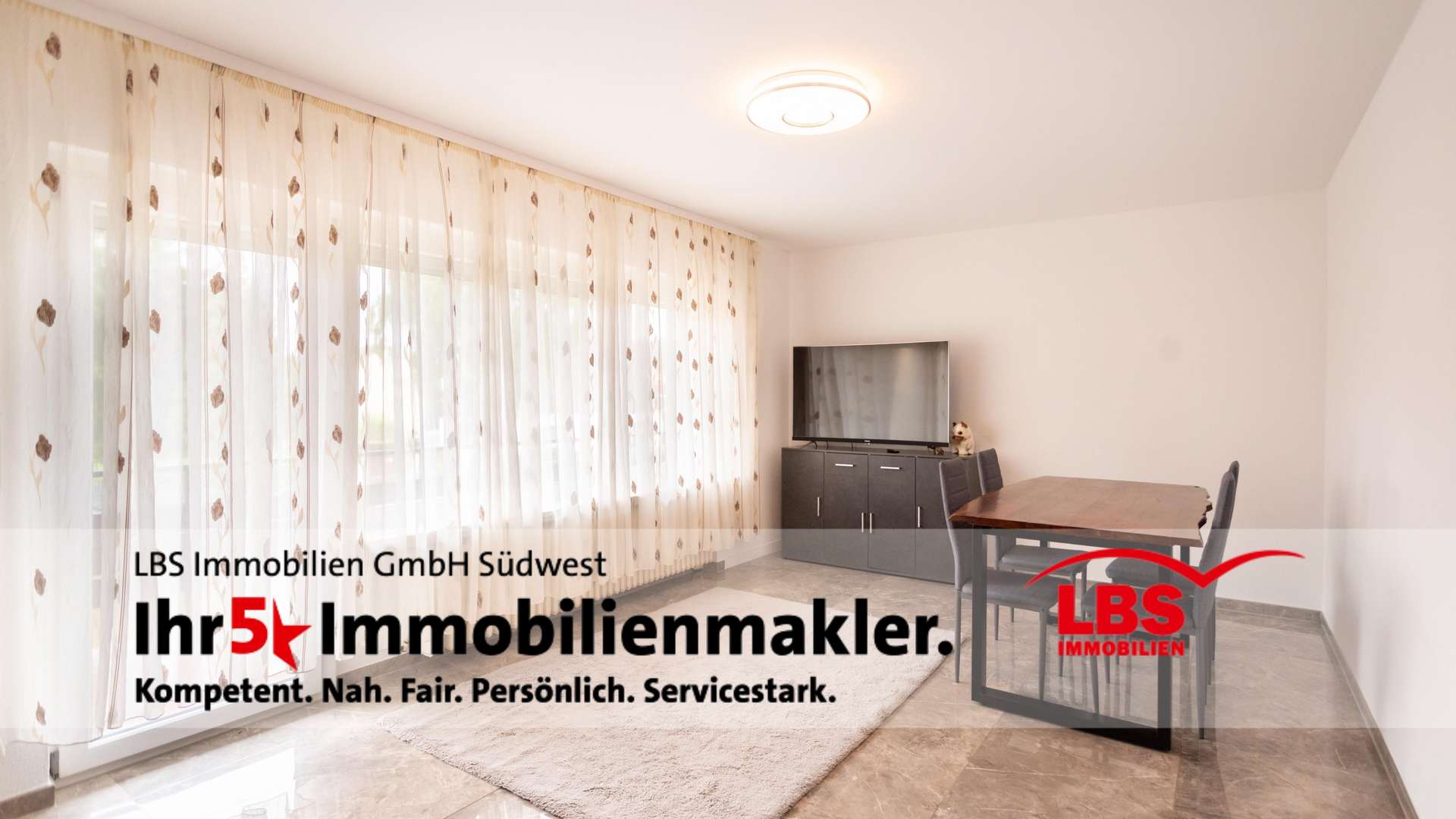 Wohnzimmer Wohnzimmer - Etagenwohnung in 79379 Müllheim mit 98m² kaufen