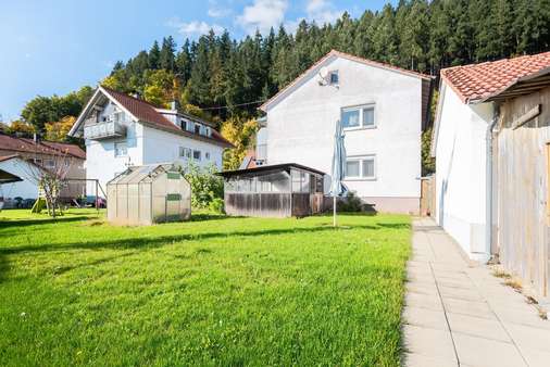Garten Garten - Zweifamilienhaus in 79183 Waldkirch mit 145m² kaufen