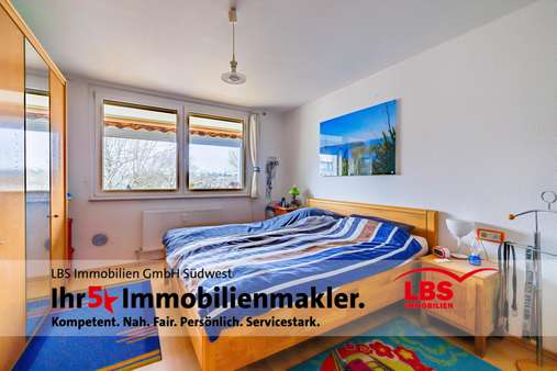 Schlafzimmer - Etagenwohnung in 79110 Freiburg mit 76m² kaufen