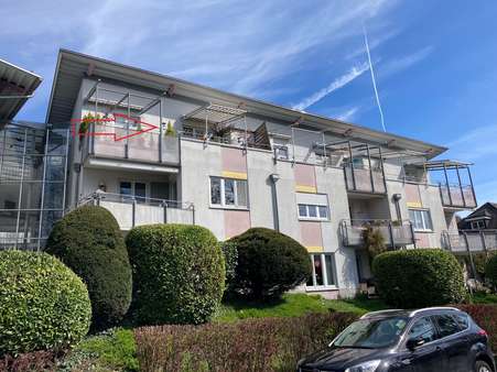 Hausansicht (siehe Pfeil) - Dachgeschosswohnung in 78464 Konstanz mit 50m² kaufen