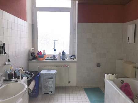 05 Bad - Etagenwohnung in 42289 Wuppertal mit 110m² kaufen