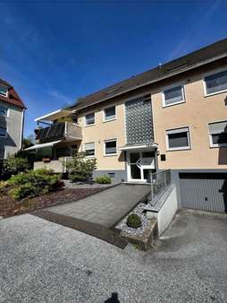 Außenansicht Haus - Dachgeschosswohnung in 42369 Wuppertal mit 73m² kaufen