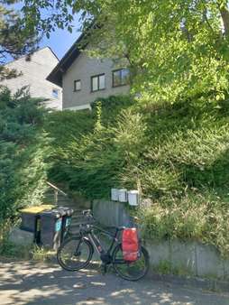 NACHHALTIG UNTERWEGS NACHHALTIG UNTERWEGS - Mehrfamilienhaus in 42287 Wuppertal mit 280m² als Kapitalanlage kaufen