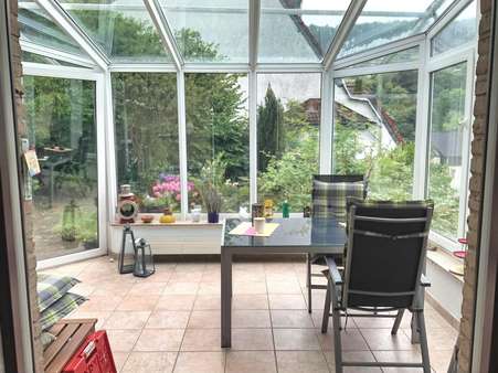 WINTERGARTEN - Mehrfamilienhaus in 42287 Wuppertal mit 280m² als Kapitalanlage kaufen