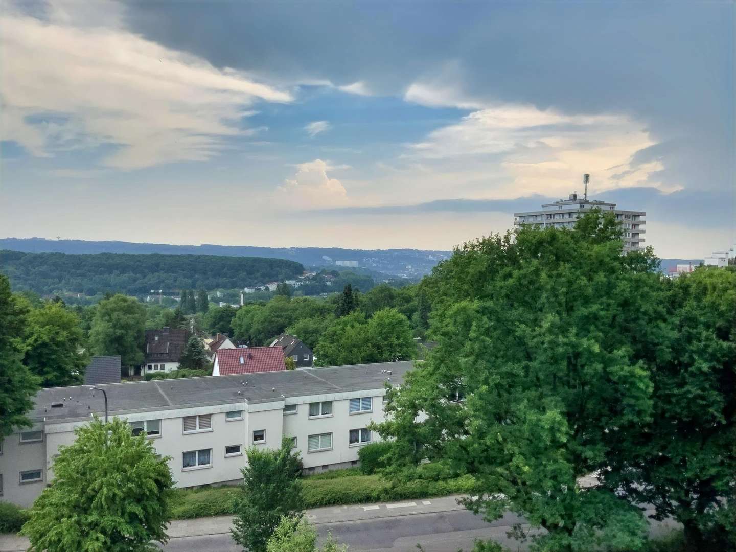 Ausblick - Etagenwohnung in 42109 Wuppertal mit 96m² kaufen