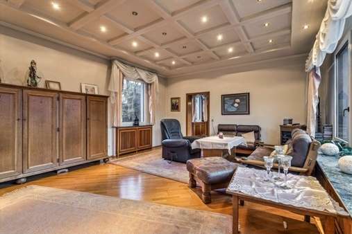 Wohnzimmer 1.OG Wohnzimmer 1.OG - Einfamilienhaus in 44869 Bochum mit 269m² kaufen