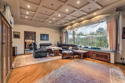 Wohnzimmer 1. OG Wohnzimmer 1. OG - Einfamilienhaus in 44869 Bochum mit 269m² kaufen