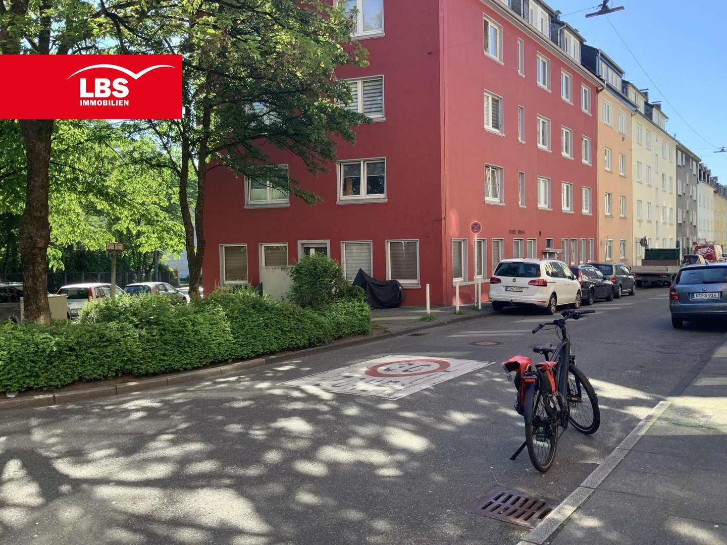 Außenansicht - Erdgeschosswohnung in 42283 Wuppertal mit 140m² als Kapitalanlage kaufen