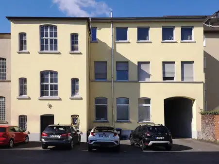 UNKOMPLIZIERTE KAPITALANLAGE