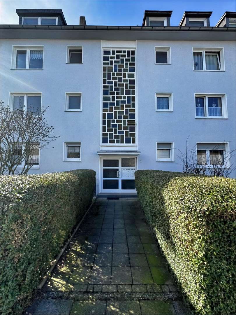 Außenansicht - Etagenwohnung in 45141 Essen mit 70m² kaufen