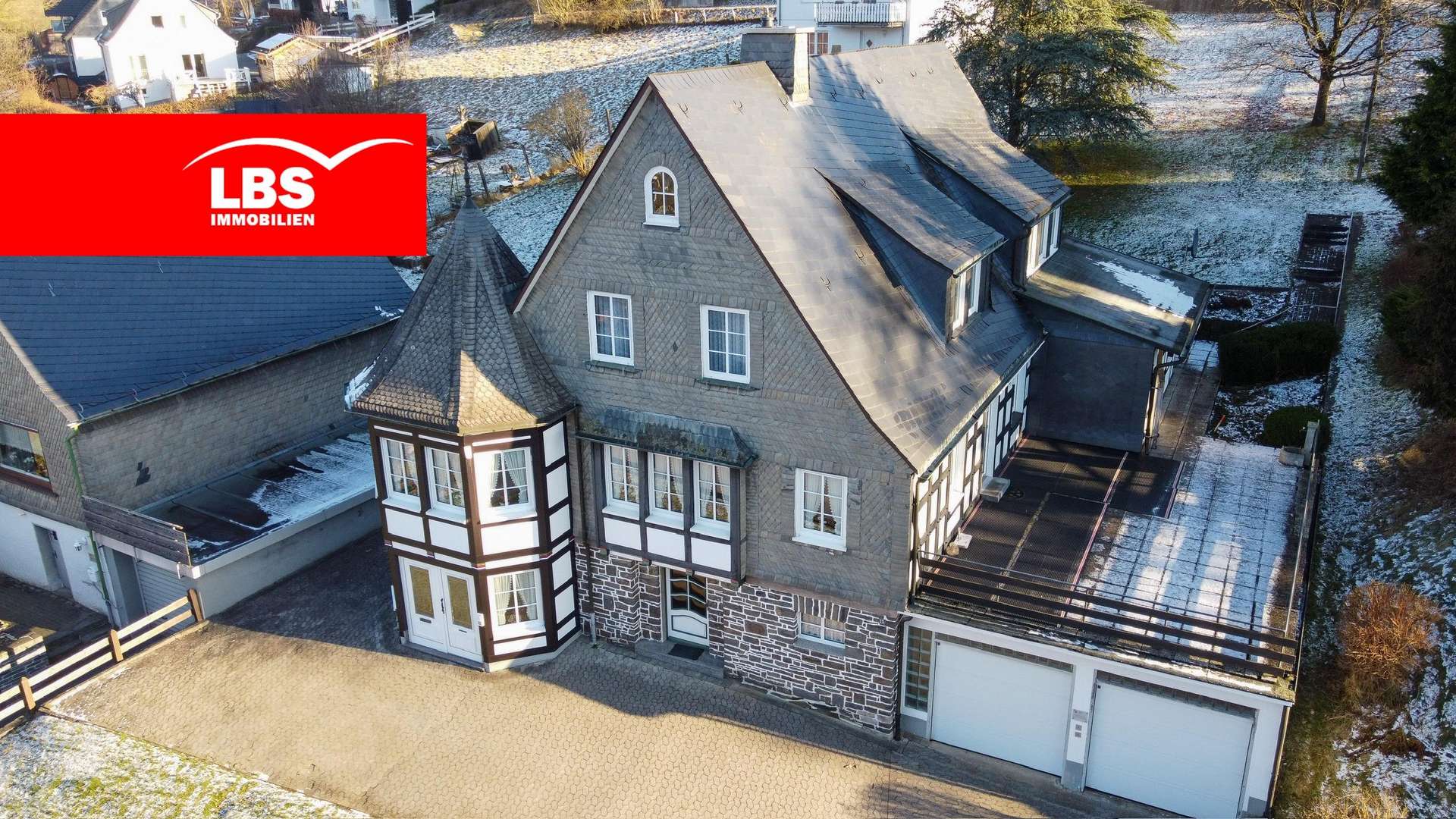 null - Zweifamilienhaus in 57392 Schmallenberg mit 215m² kaufen