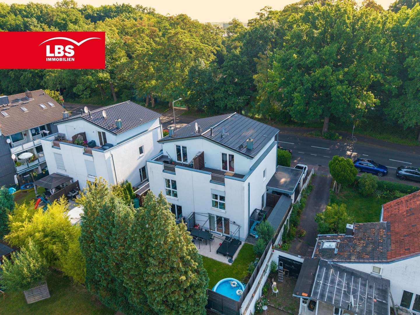 Außenansicht - Doppelhaushälfte in 51147 Köln mit 127m² kaufen