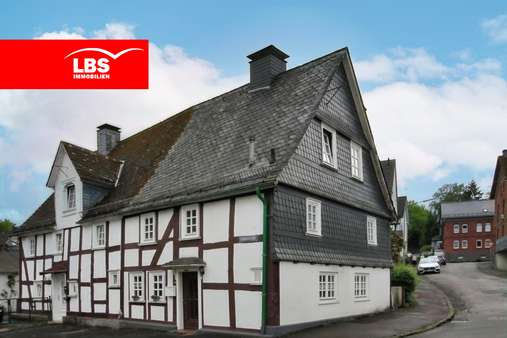 Doppelhaushälfte in 57078 Siegen mit 125m² kaufen