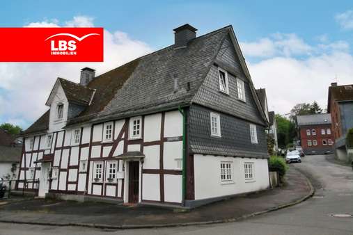 Doppelhaushälfte in 57078 Siegen mit 125m² kaufen