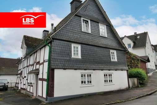 Doppelhaushälfte in 57078 Siegen mit 125m² kaufen