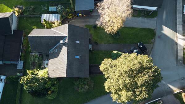 null - Mehrfamilienhaus in 57319 Bad Berleburg mit 229m² kaufen