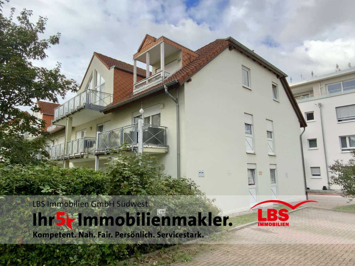 Rückseite Gebäude - Etagenwohnung in 69168 Wiesloch mit 46m² kaufen