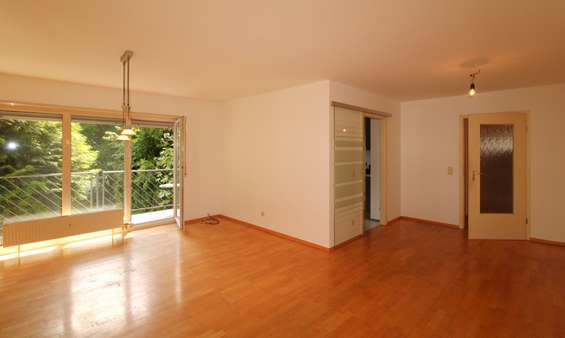 Wohn- / Essbereich Wohn- / Essbereich - Erdgeschosswohnung in 69151 Neckargemünd mit 105m² mieten