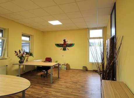 Raum Raum - Service in 69124 Heidelberg mit 92m² kaufen