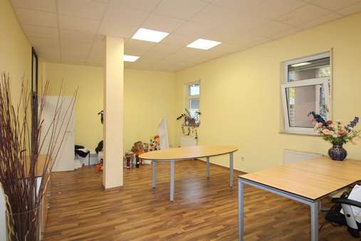Raum Raum - Service in 69124 Heidelberg mit 92m² kaufen