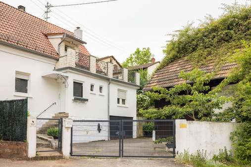 Hofansicht - Einfamilienhaus in 76887 Bad Bergzabern mit 157m² kaufen