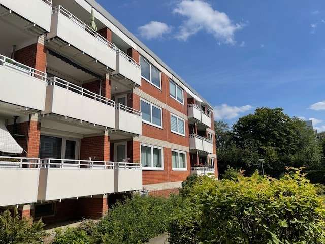 Ansicht Süd-West - Erdgeschosswohnung in 25421 Pinneberg mit 52m² kaufen