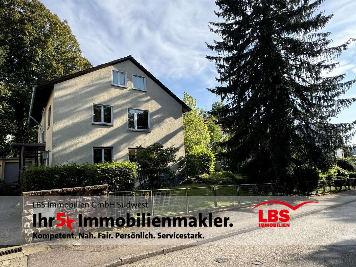 Außenansicht - Zweifamilienhaus in 76530 Baden-Baden mit 268m² kaufen