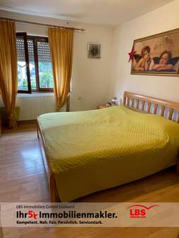 Schlafzimmer - Etagenwohnung in 76571 Gaggenau mit 56m² kaufen