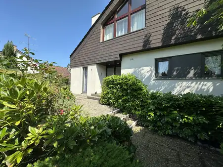 Einfamilienhaus in exklusiver seenaher Lage 