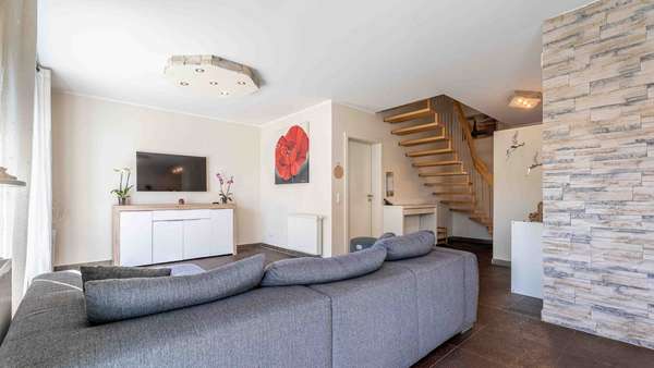 Offener Wohnbereich - Doppelhaushälfte in 78239 Rielasingen-Worblingen mit 100m² kaufen