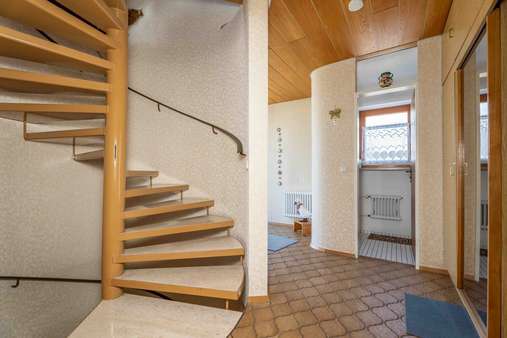EG: Flur - Einfamilienhaus in 78259 Mühlhausen-Ehingen mit 161m² kaufen