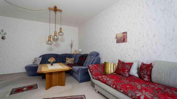 Wohn- und Esszimmer - Etagenwohnung in 78224 Singen mit 65m² kaufen