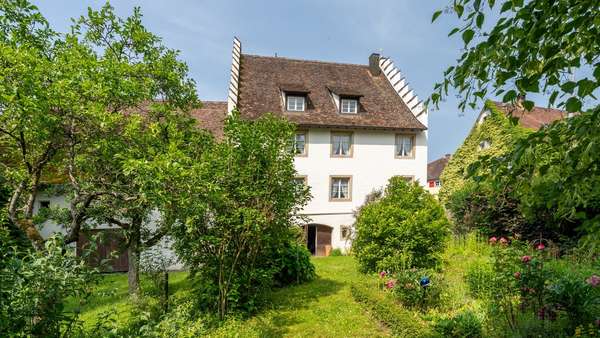 Ansicht Ansicht - Zweifamilienhaus in 78250 Tengen mit 370m² kaufen