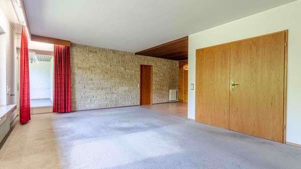 Wohnzimmer - Einfamilienhaus in 78224 Singen mit 300m² kaufen