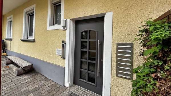 Eingangsbereich - Büro in 78224 Singen mit 70m² mieten
